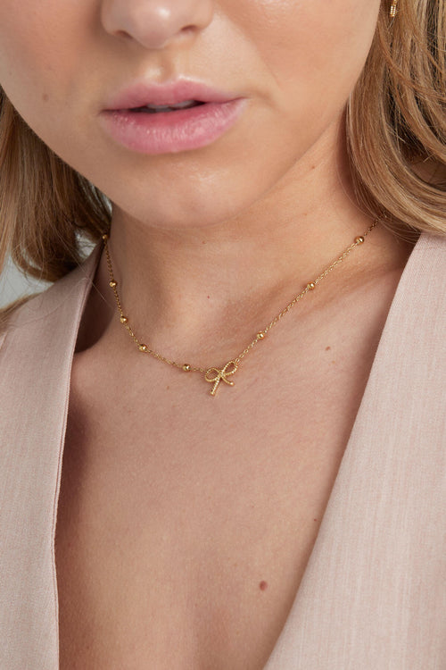 Elegant Stainless Steel Pendant Necklace in Silver and Gold