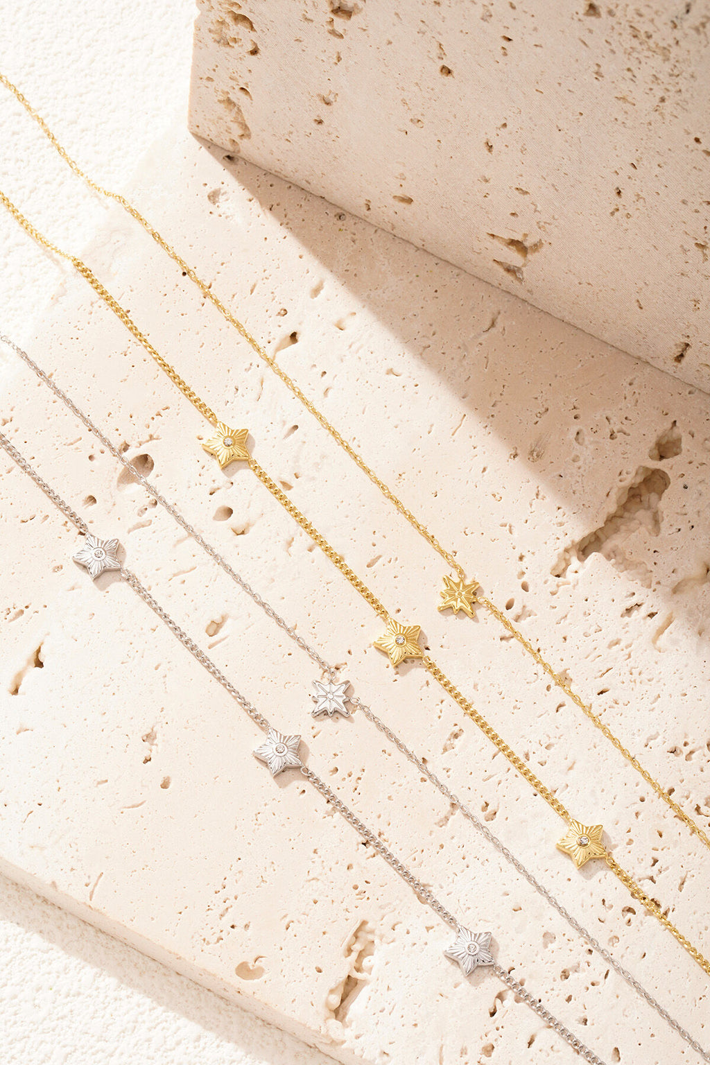 Elegant Star Multi-Layered Necklace for Women - Silver & Gold