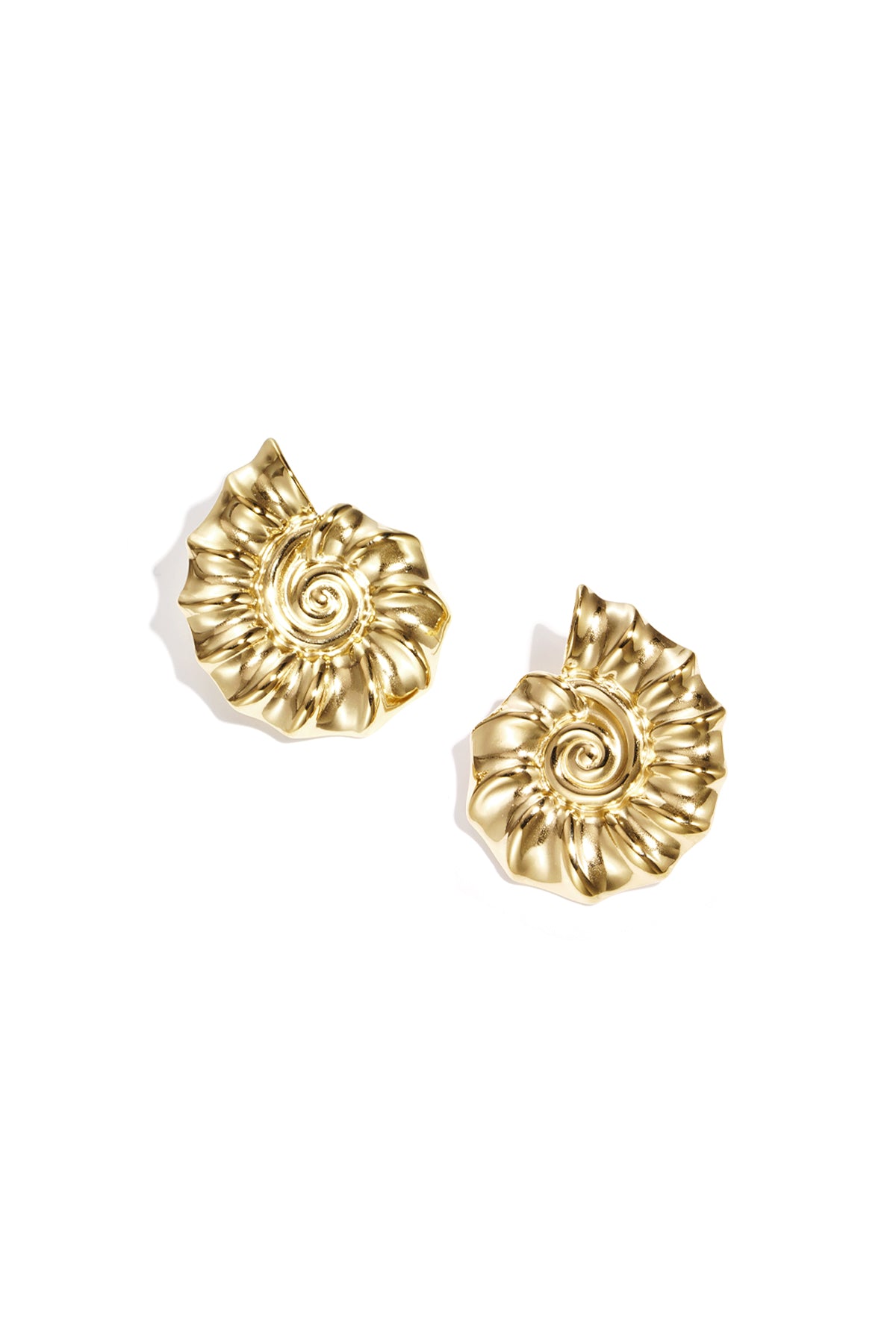 Shell Stud Earrings – Gold-Plated Steel