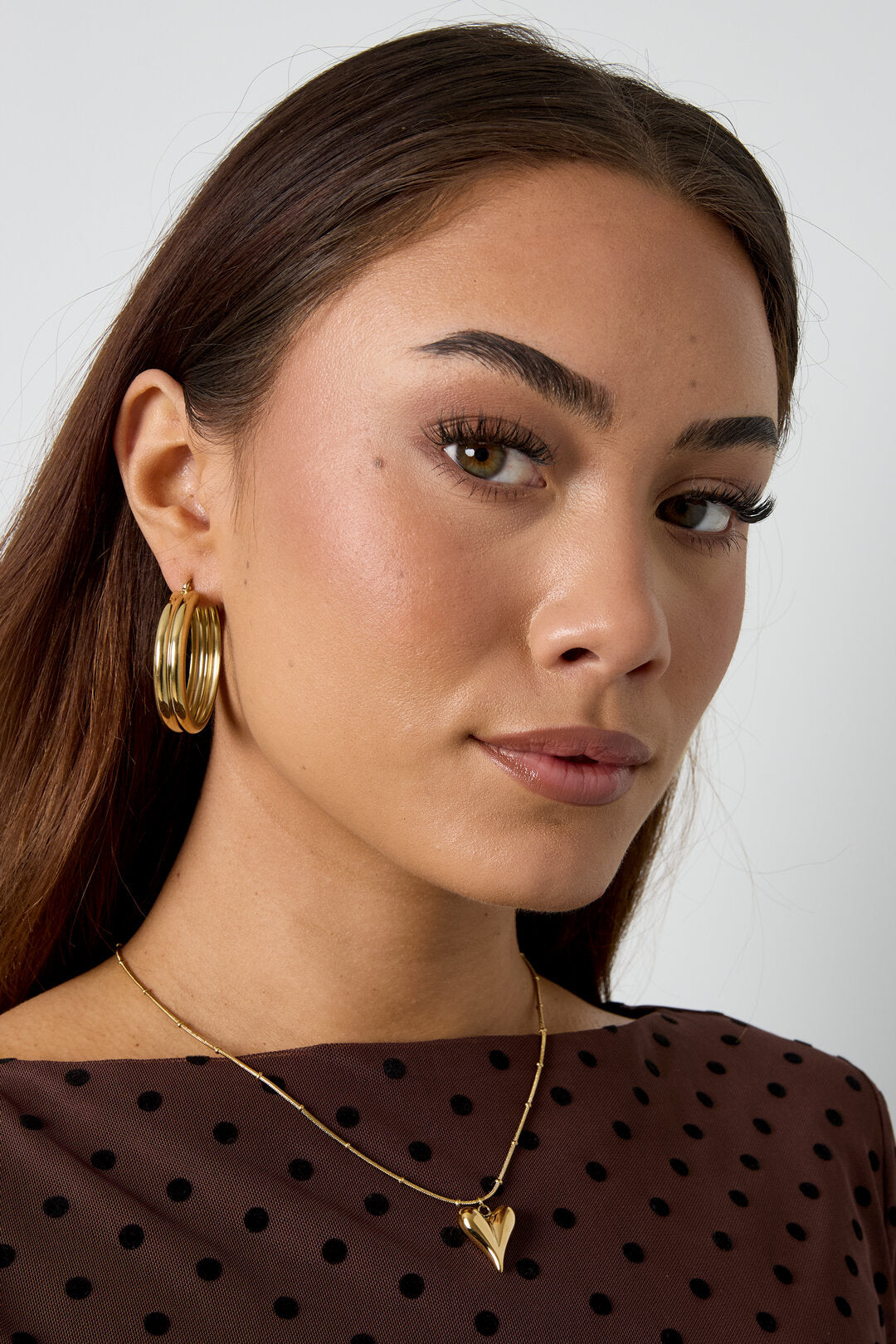 Elegant Statement Pendant Necklace in Silver & Gold