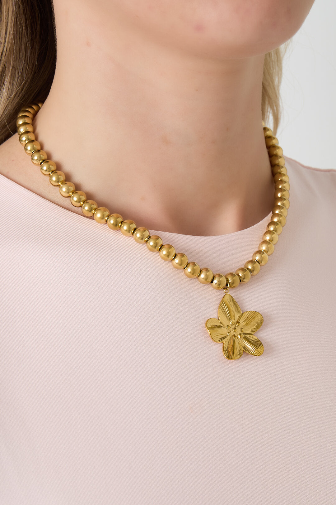 Elegant Flower Short Necklace, Silver & Gold