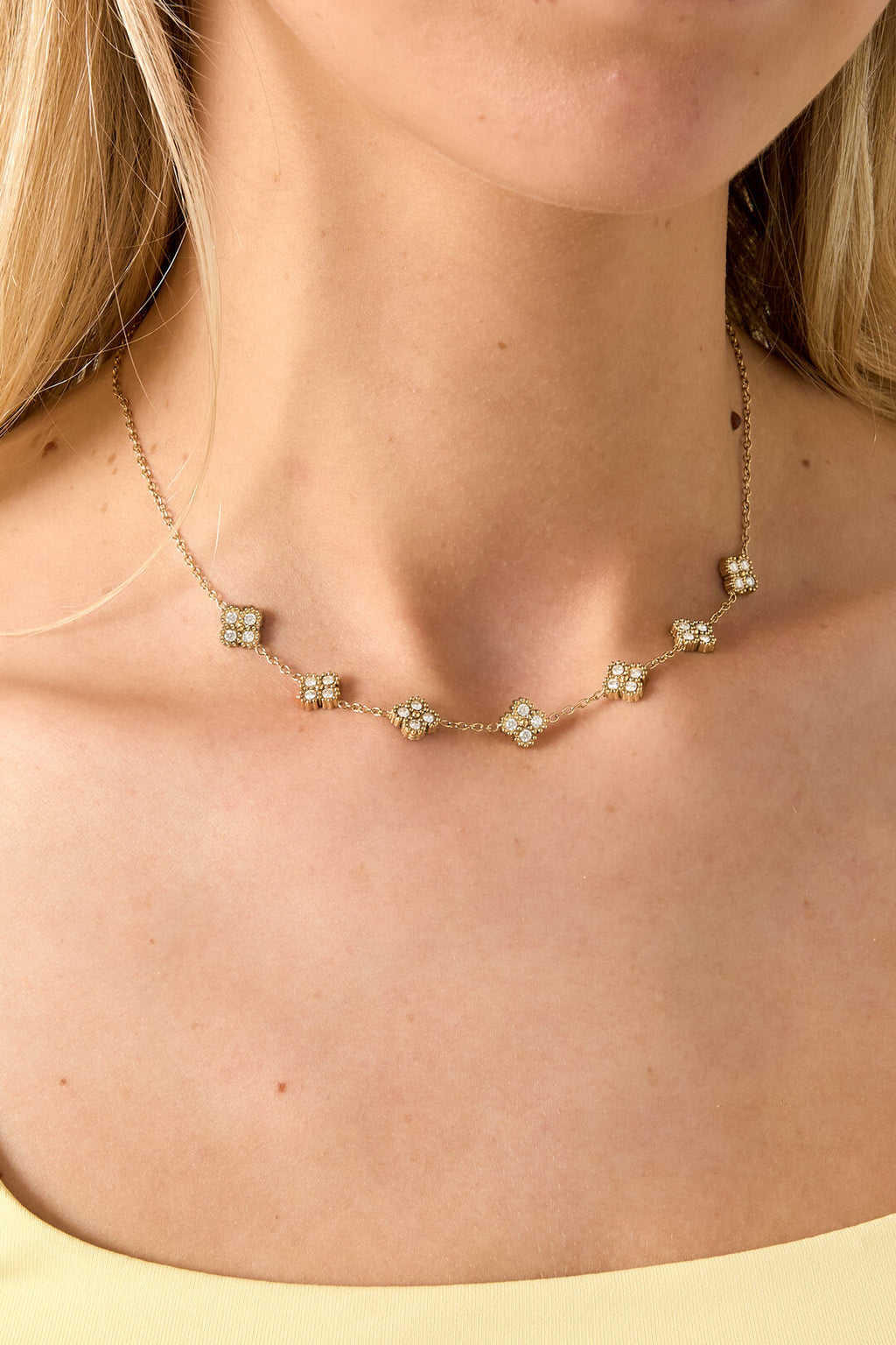 Elegant Stainless Steel Clover Pendant Necklace