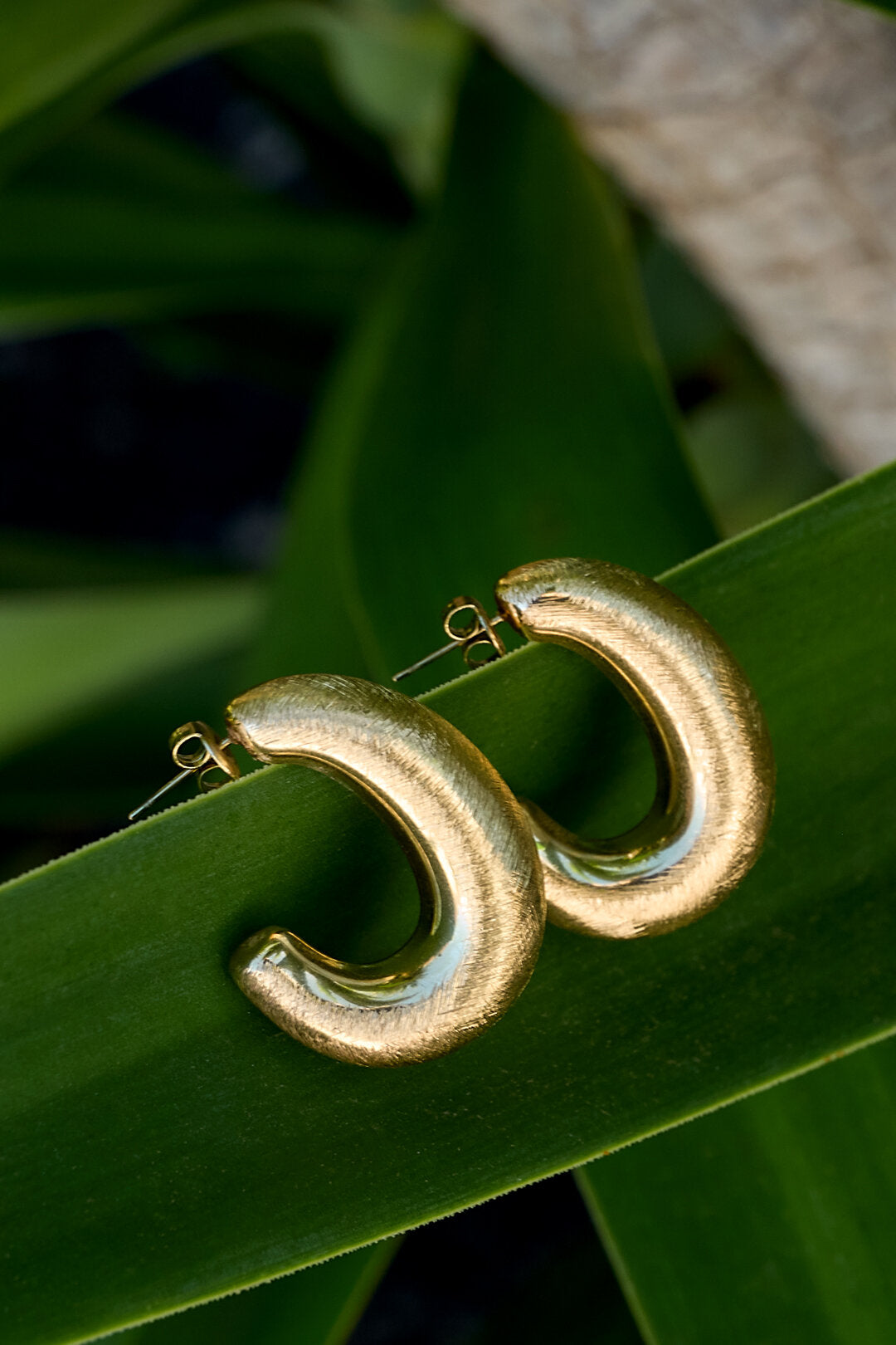Stylish Silver & Gold Hoop Earrings for Everyday Glam
