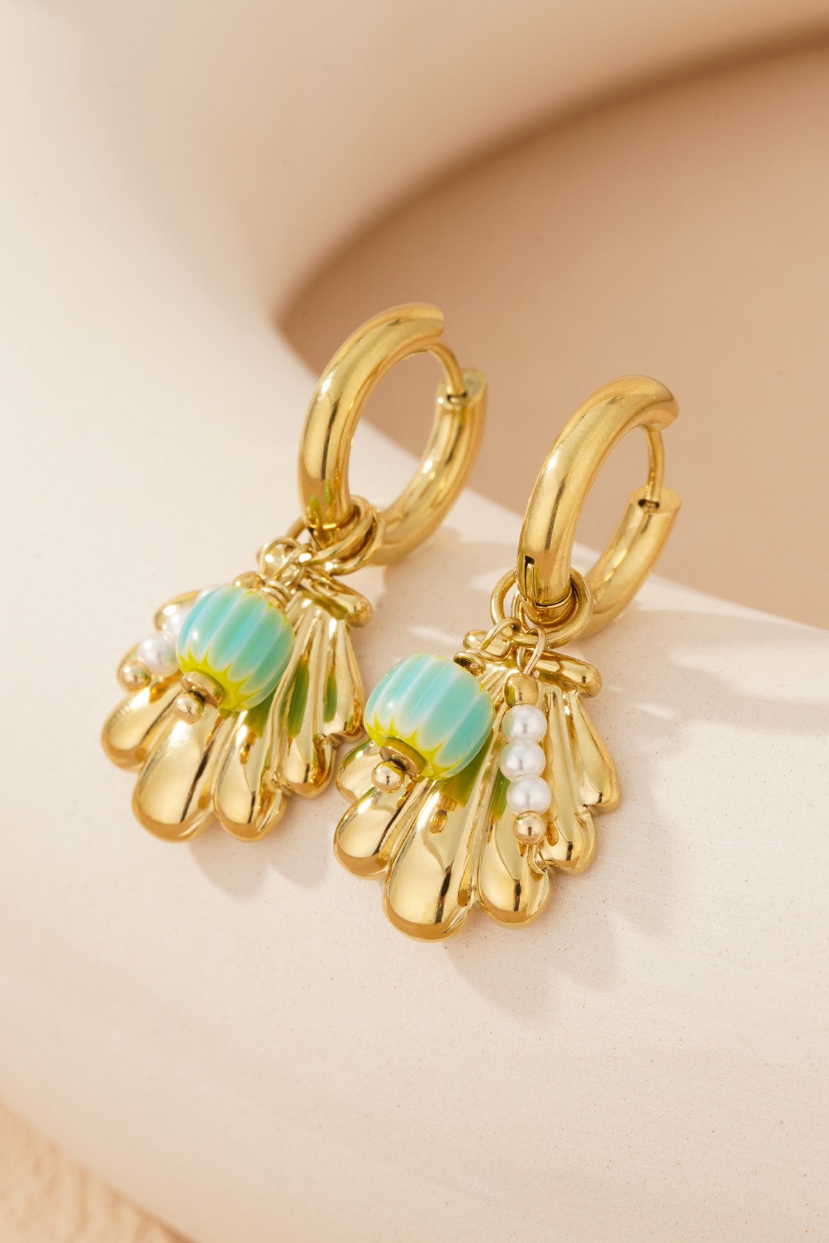 shell earrings