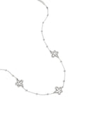 Necklace with coral-shaped flowers