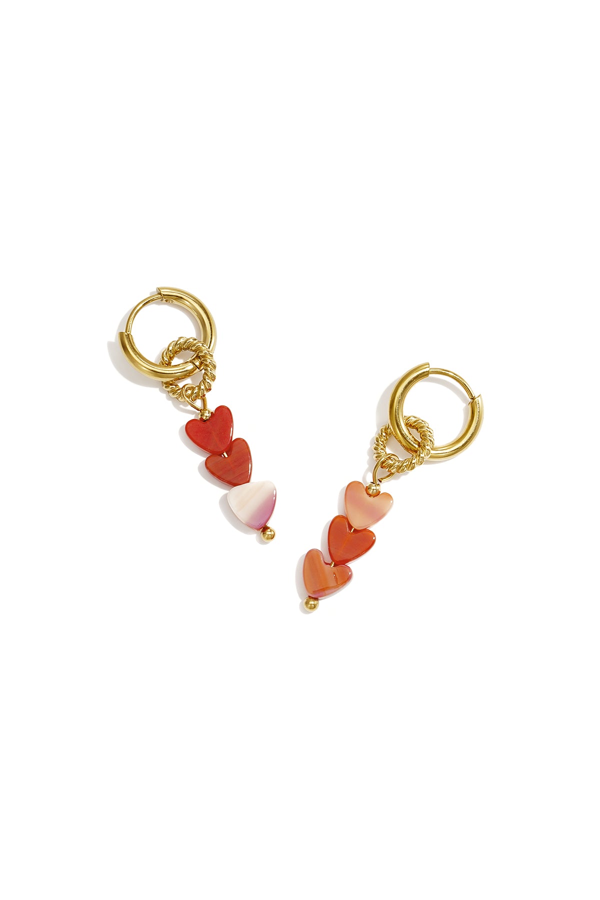 Small hoop earrings with 3 heart-shaped beads