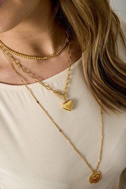 Elegant Heart Pendant Necklace - Timeless Silver & Gold