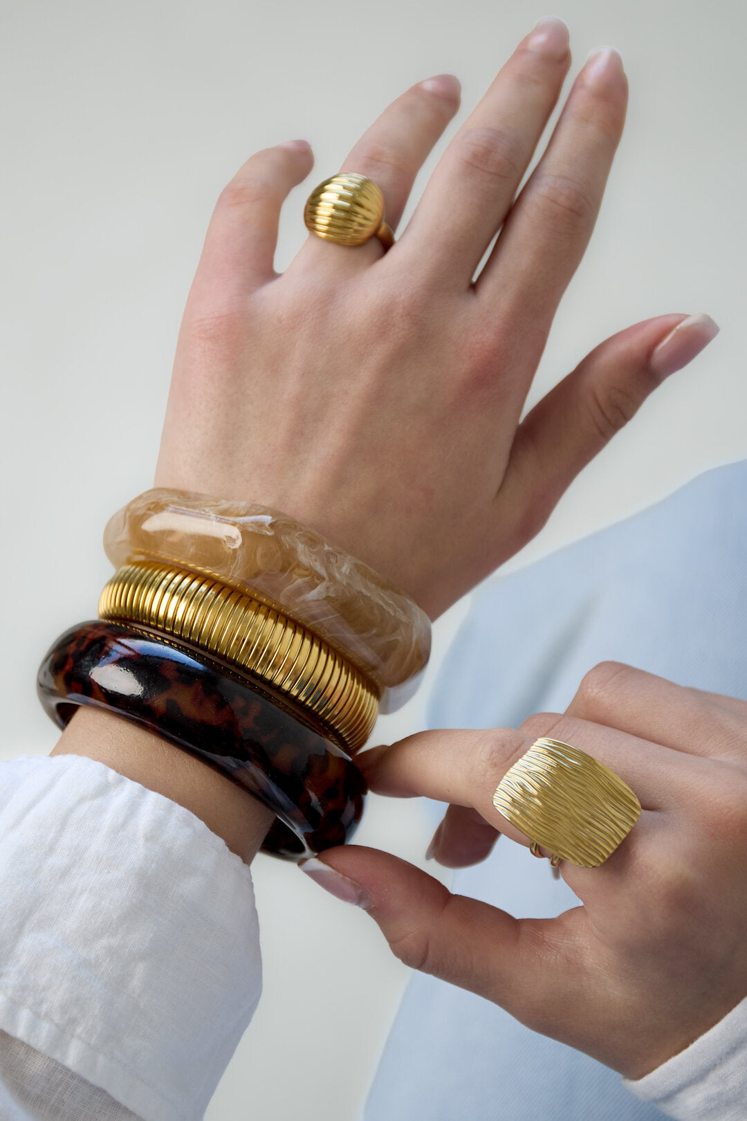 Stylish Dark Brown Resin Bangle for Women