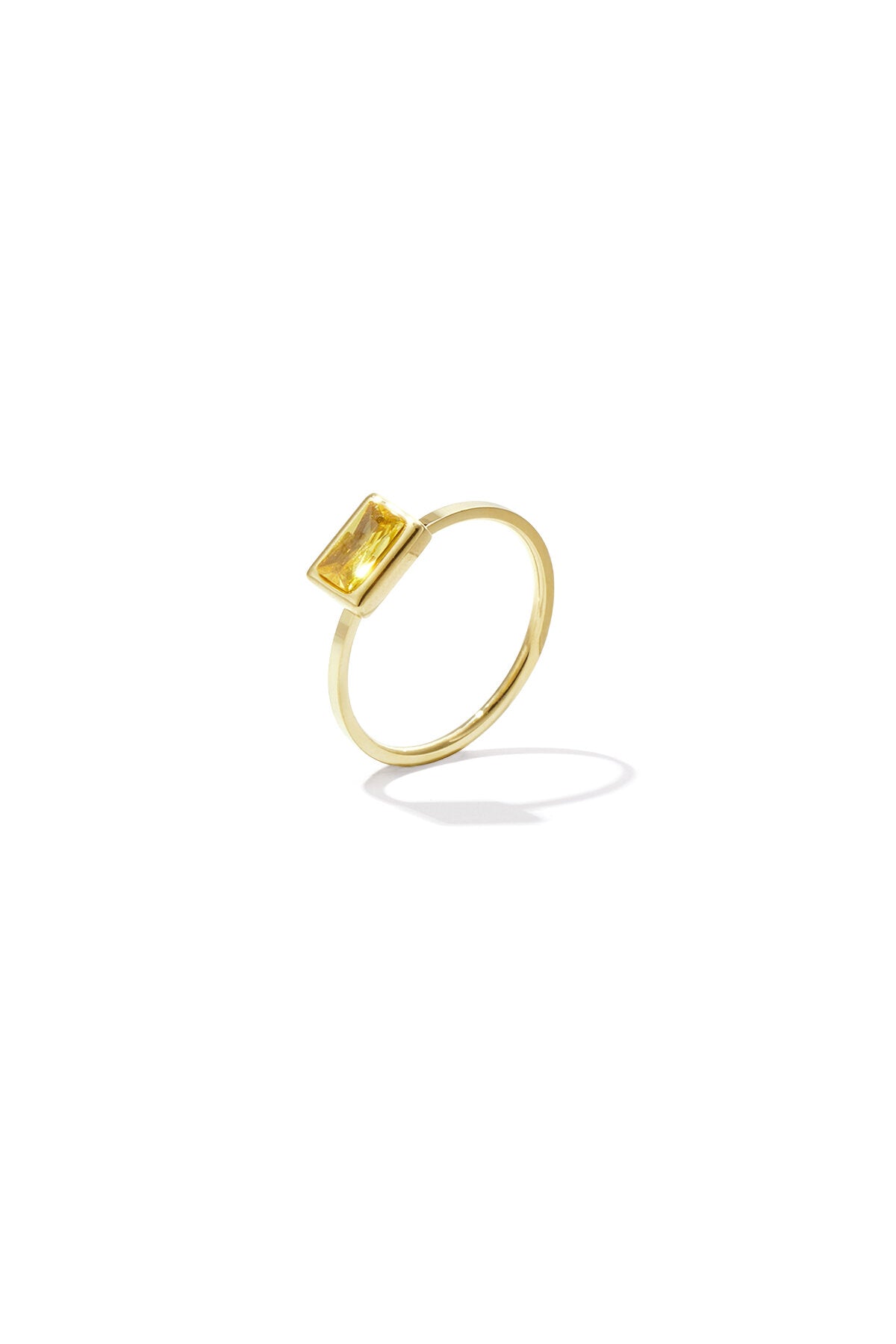 Elegant Gold Minimalist Ring for Daily Wear