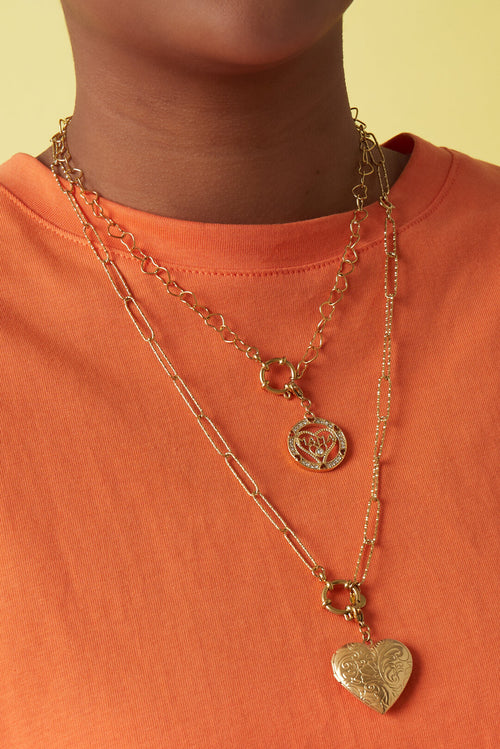 Elegant Gold Heart Chain Necklace for Everyday Glamour