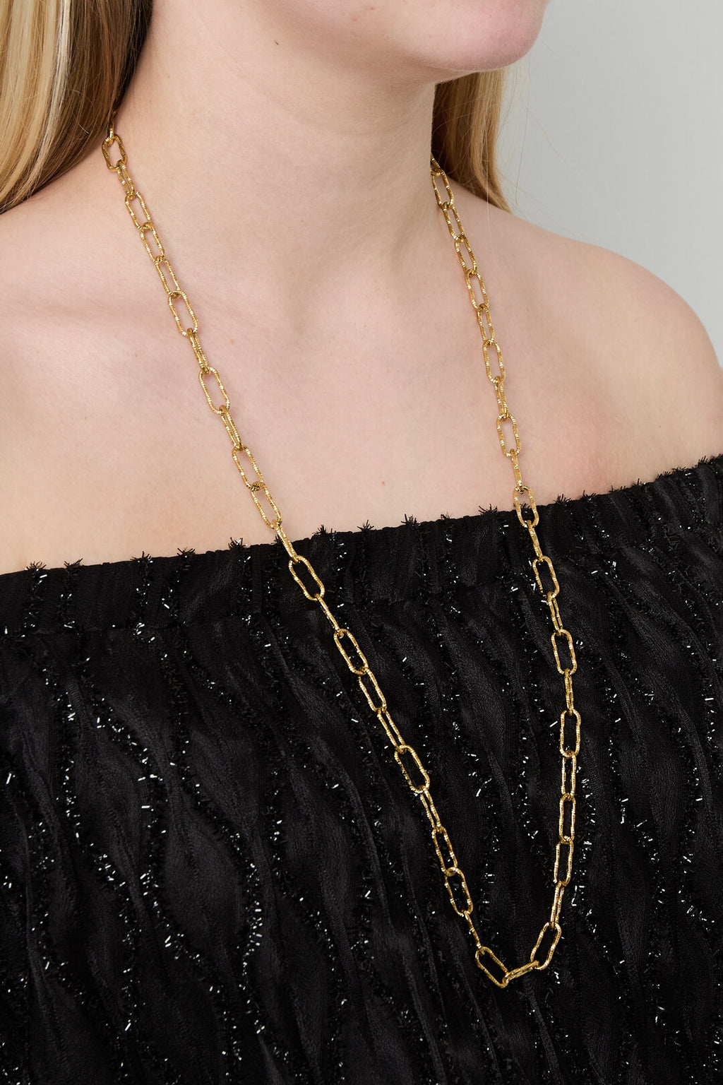 Elegant Long Necklace in Silver & Gold for Everyday Wear