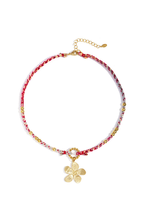 Elegant Lumé Flower Pendant Necklace for Everyday Style