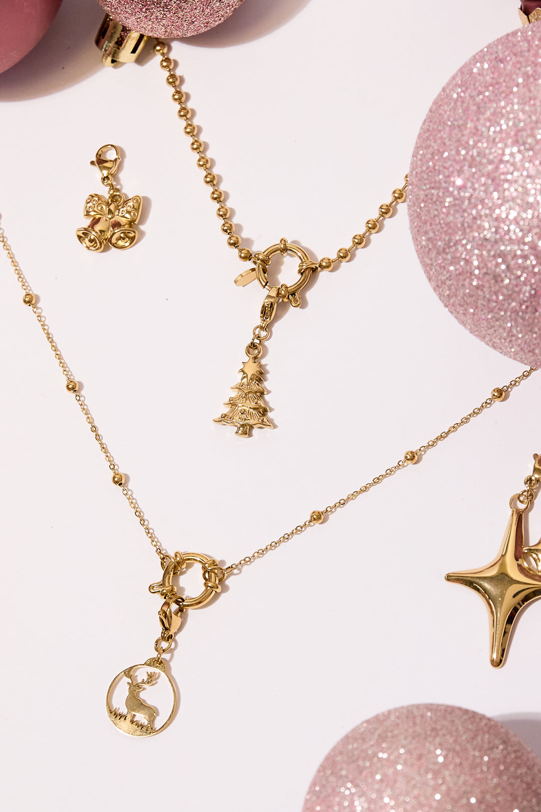 Jewelry charm Christmas tree DIY