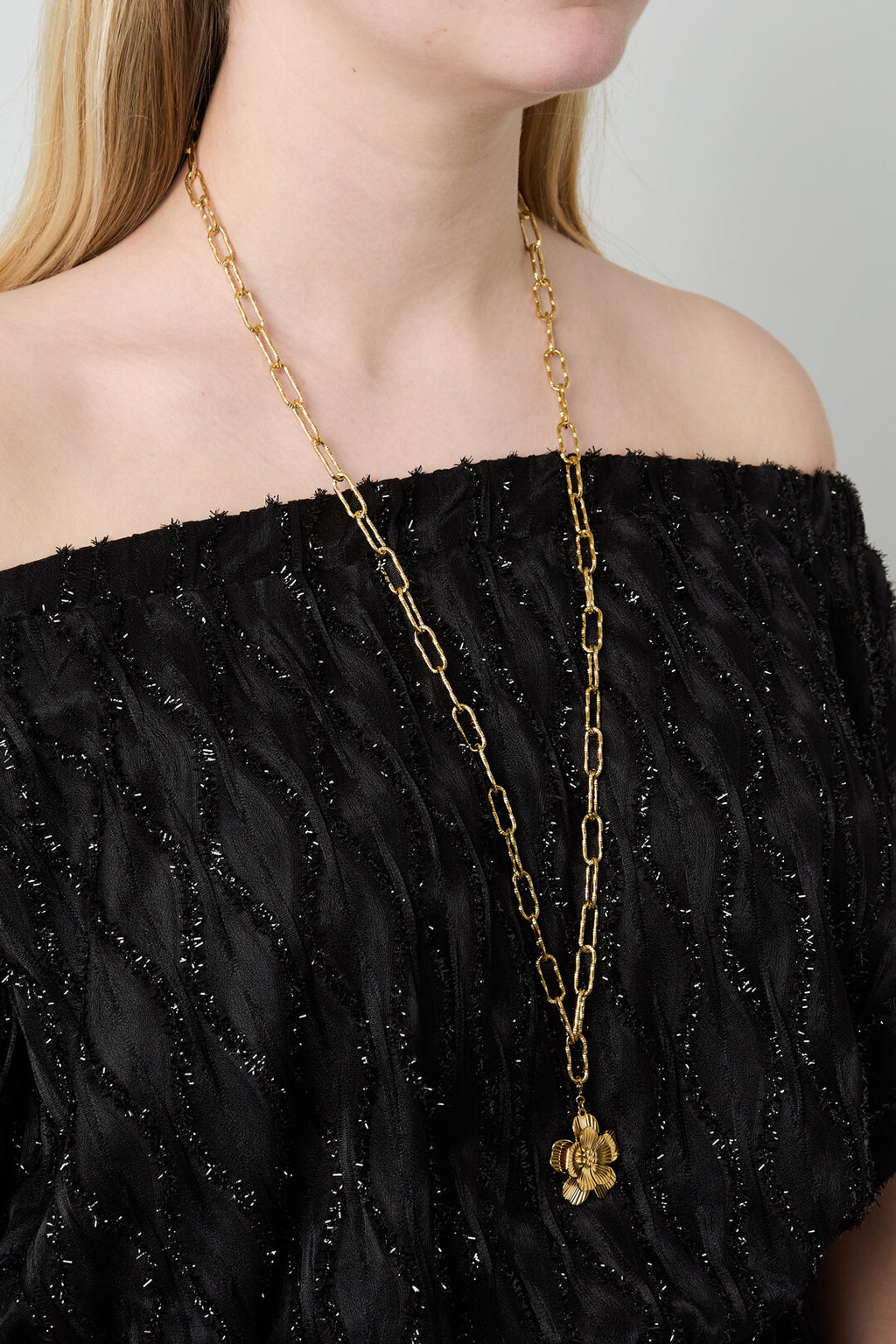 Elegant Long Necklace in Silver & Gold for Everyday Wear