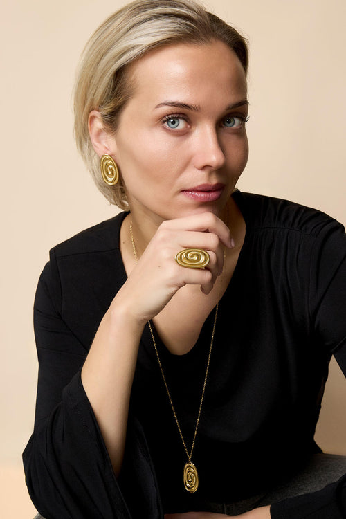 Elegant Adjustable Gold Statement Ring