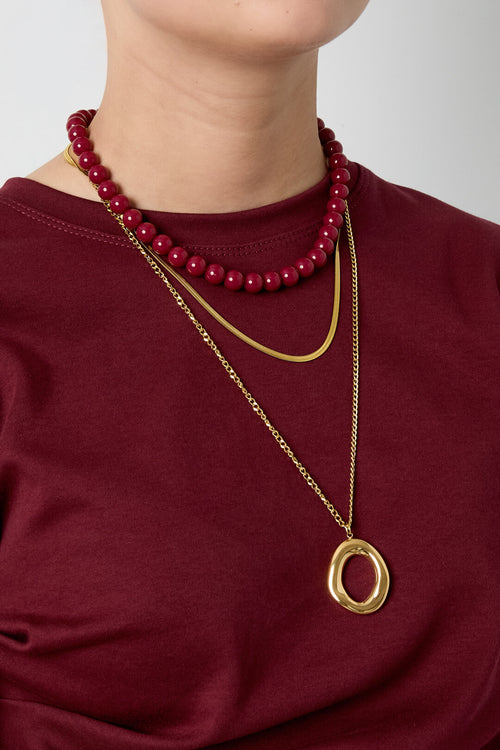 Elegant Gold-Toned Circle Pendant Necklace for Daily Wear